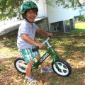 Cruzee-Balance-Bike-Green-with-White-Wheels-Lifestyle.jpg