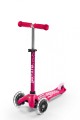 Mini-Micro-Deluxe-pink-mit-LED-Raedern-MMD075-Kinderscooter-Tretroller-21-10007-94789-0_b_0.jpg