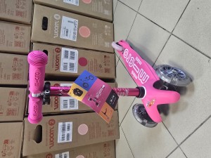 Hulajnoga Mini Micro Deluxe Różowa LED   OUTLET - karton zastępczy